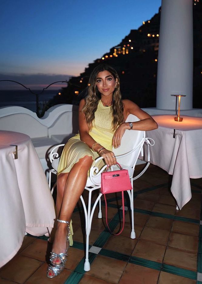 100+ Summer Outfit Ideas for Your Next Vacation 25