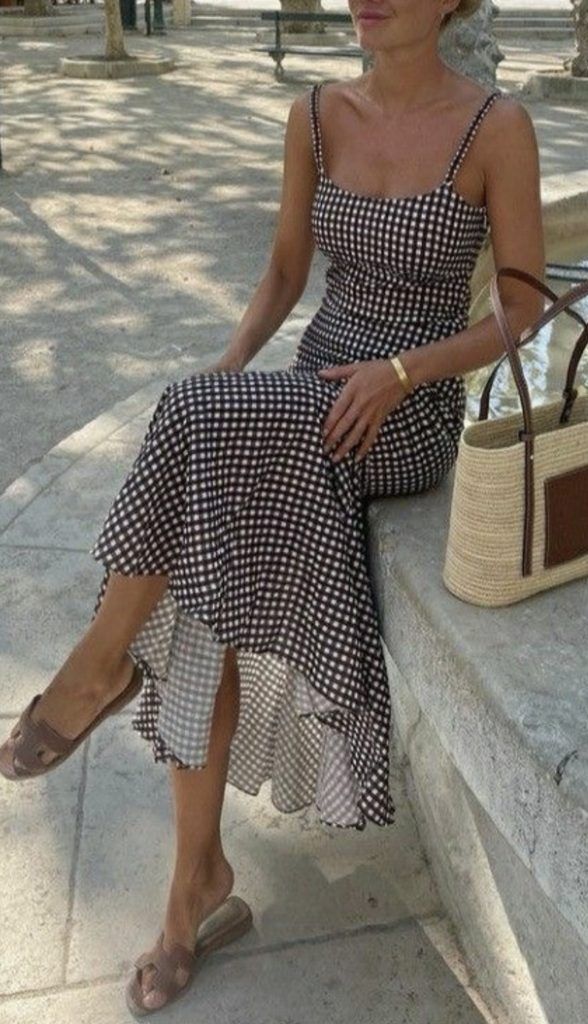 How to Dress Soft and Feminine This Summer 137
