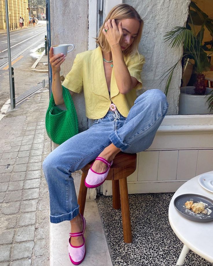 How to Dress Soft and Feminine This Summer 113